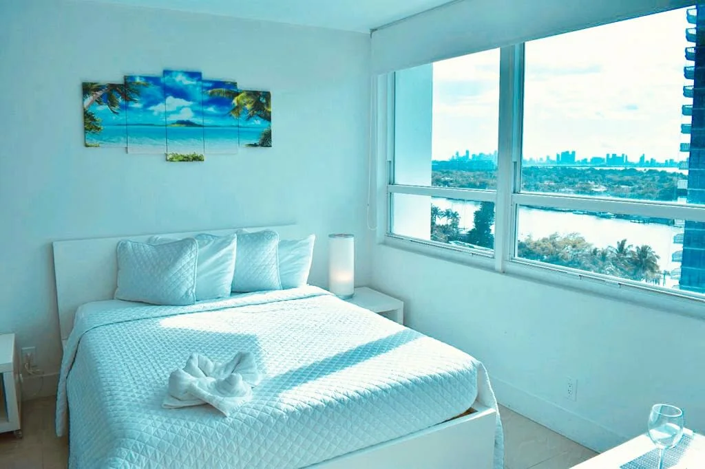 Oceanfront Condo-Hotel with Bay Views A16 — Photo 5