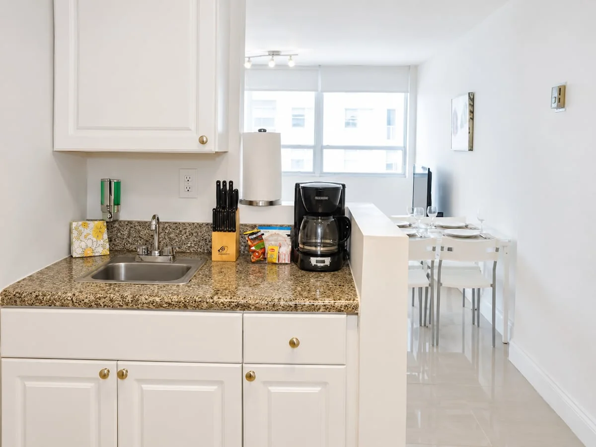 Kitchen — Photo 2