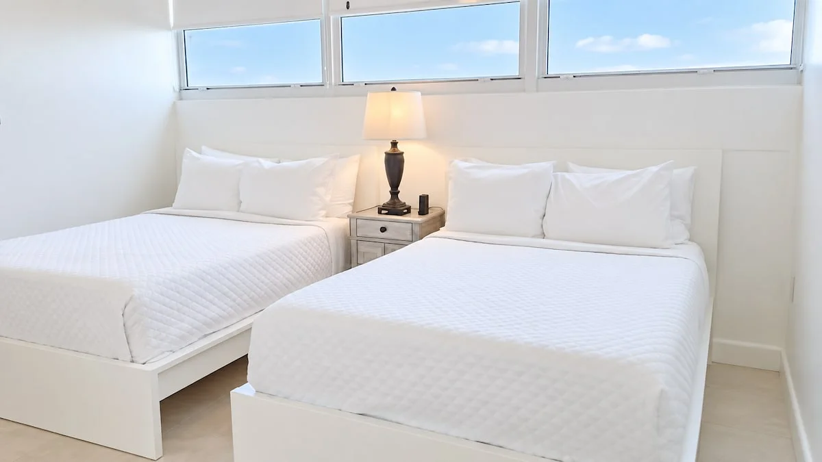 Beachfront 1 Bedroom Condo-Hotel A23 — Photo 3