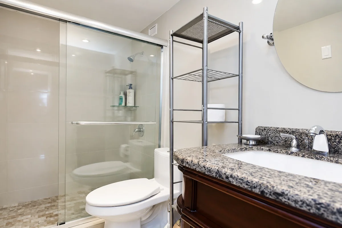 Bathroom — Photo 1