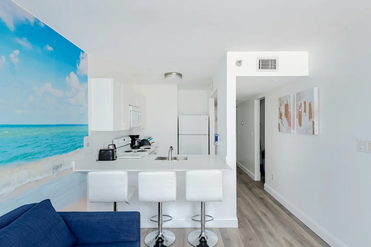 Beachfront 2 Story Condo-Hotel with 2 Baths A29 — Photo 5