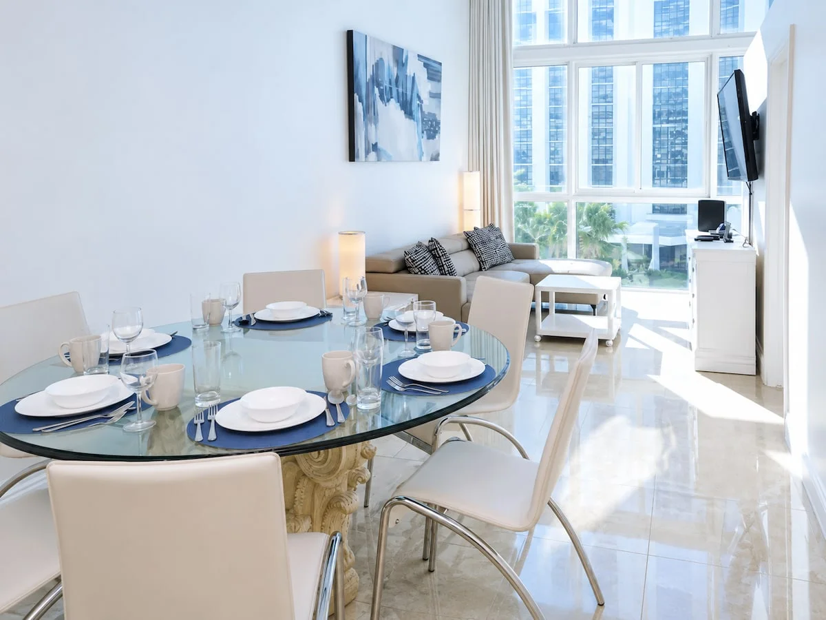 Beachfront 2 Bedroom Condo-Hotel with Bay Views