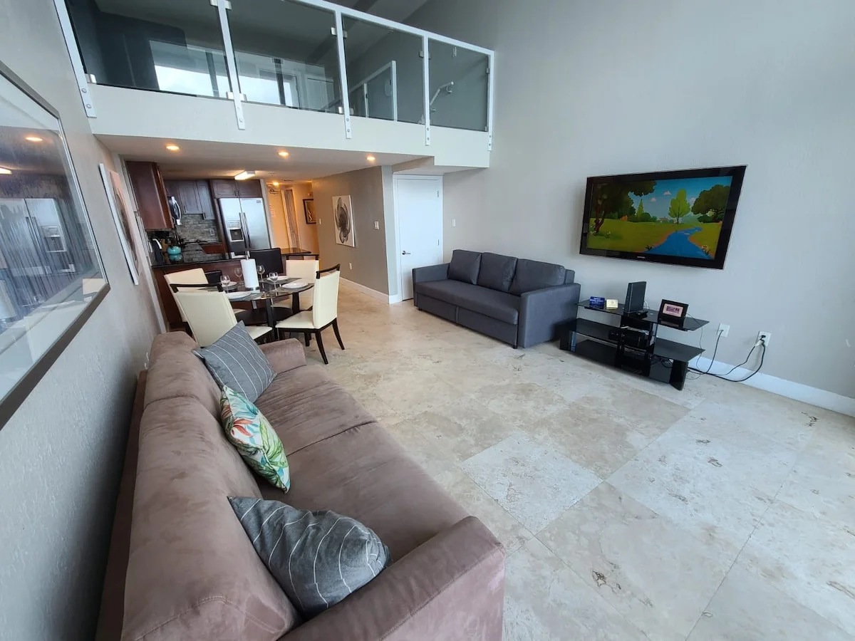 Living — Photo 2
