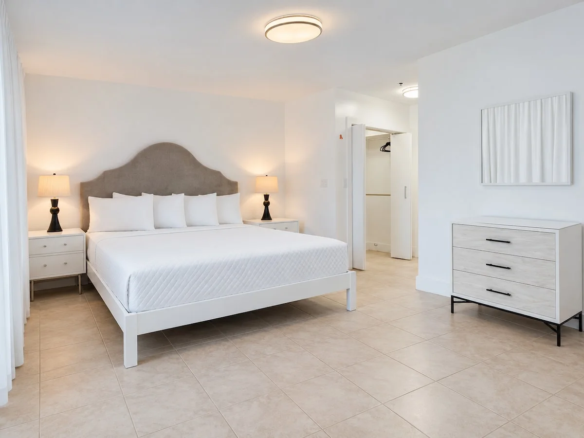 Bedroom 1 — Photo 2